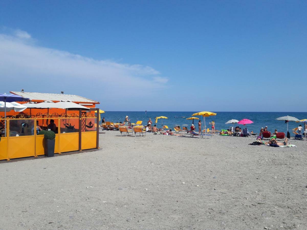 Appartamento Vista Mare Albenga Dış mekan fotoğraf